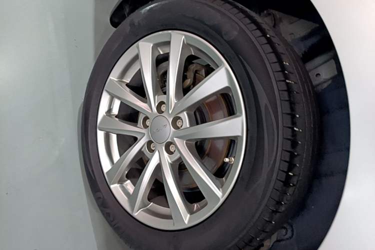 Used AION S 2023 Meizu 580 Lithium Iron Phosphate Right Rear Wheel Hub