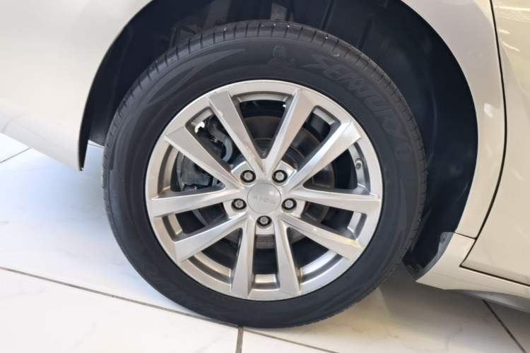 Used AION S 2023 Meizu 580 Lithium Iron Phosphate Right Rear Wheel Hub