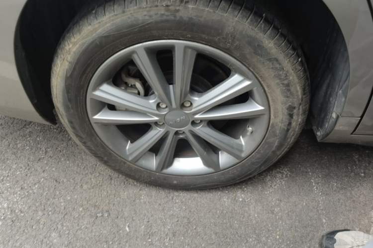 Used AION S 2023 Meizu 580 Lithium Iron Phosphate Right Rear Wheel Hub