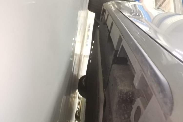 Used AION S 2023 Meizu 580 Lithium Iron Phosphate Right Side Sill
