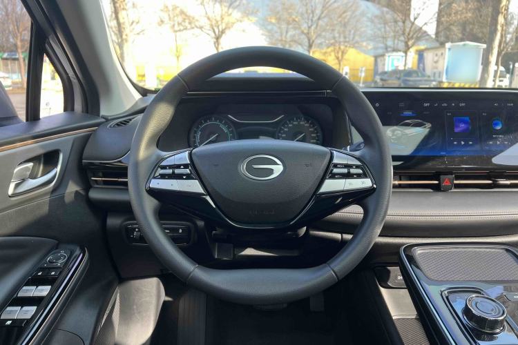 Used AION S 2023 Meizu 580 Lithium Iron Phosphate Steering Wheel