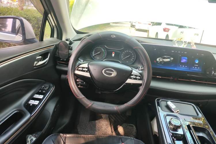 Used AION S 2023 Meizu 580 Lithium Iron Phosphate Steering Wheel