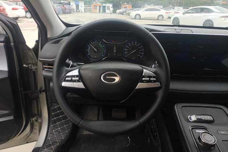 Used AION S 2023 Meizu 580 Lithium Iron Phosphate Steering Wheel