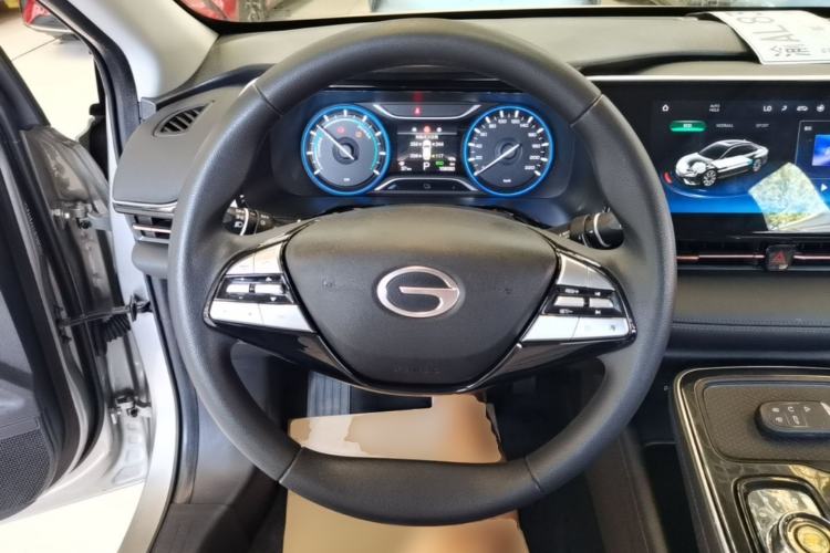Used AION S 2023 Meizu 580 Lithium Iron Phosphate Steering Wheel