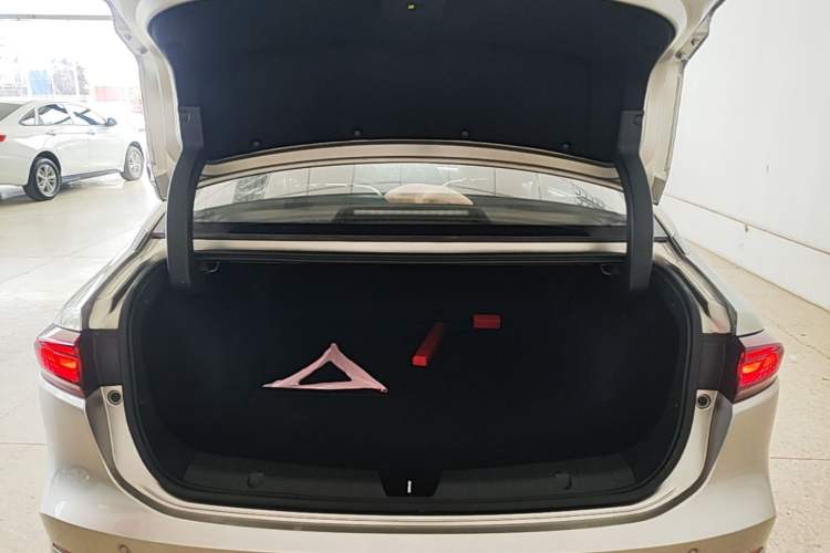Used AION S 2023 Meizu 580 Lithium Iron Phosphate Trunk