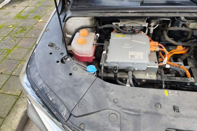Used AION S 2023 Meizu 580 Lithium Iron Phosphate Engine Bay Right