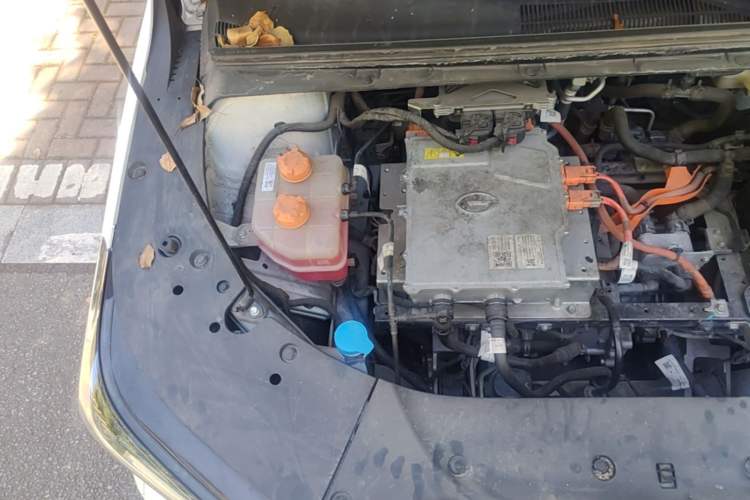 Used AION S 2023 Meizu 580 Lithium Iron Phosphate Engine Bay Right
