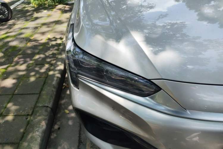 Used AION S 2023 Meizu 580 Lithium Iron Phosphate Right Front Headlight