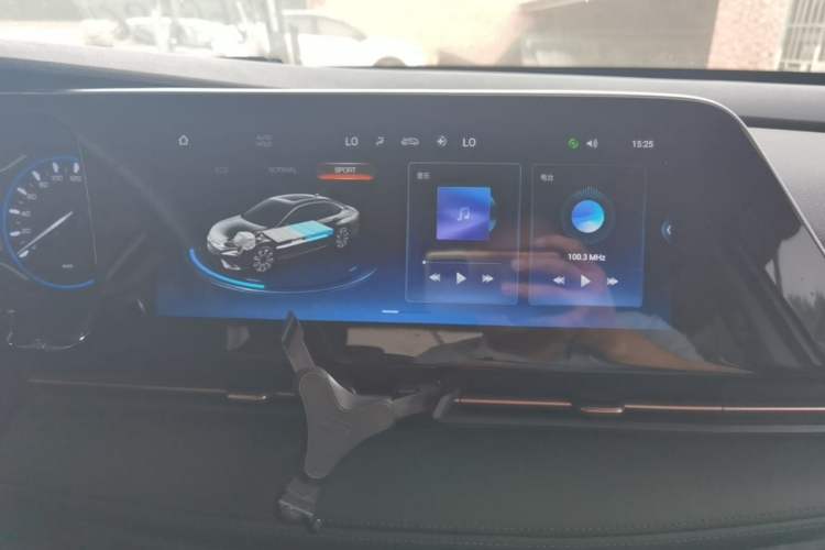 Used AION S 2023 Meizu 580 Lithium Iron Phosphate Audio And AC Panel