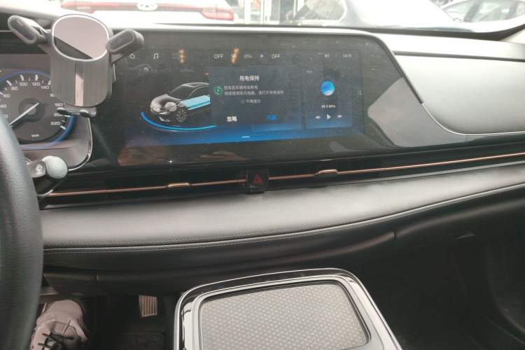 Used AION S 2023 Meizu 580 Lithium Iron Phosphate Audio And AC Panel