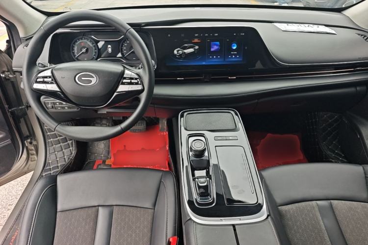 Used AION S 2023 Meizu 580 Lithium Iron Phosphate Center Console