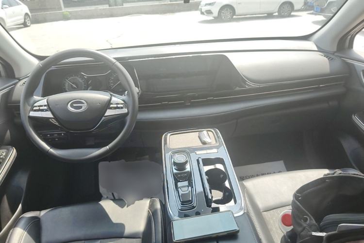 Used AION S 2023 Meizu 580 Lithium Iron Phosphate Center Console