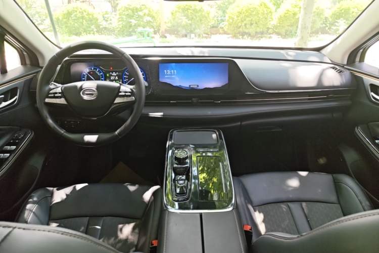 Used AION S 2023 Meizu 580 Lithium Iron Phosphate Center Console