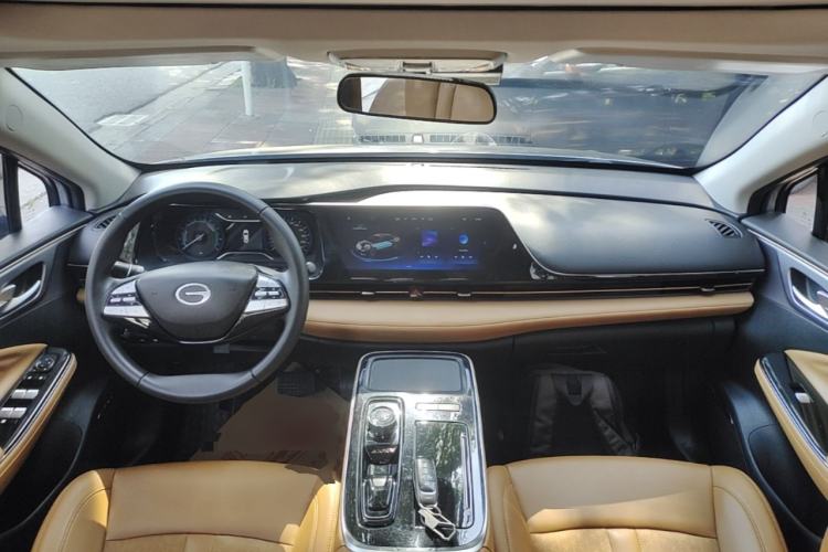 Used AION S 2023 Meizu 580 Lithium Iron Phosphate Center Console
