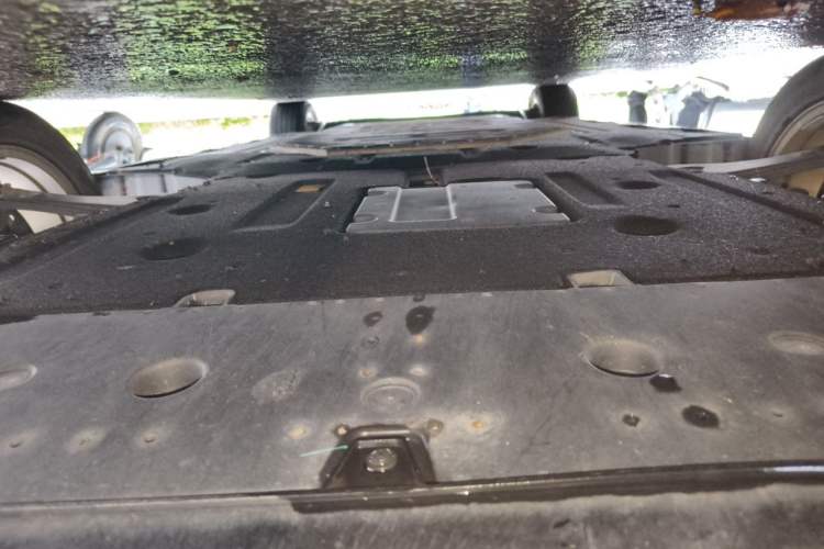 Used AION S 2023 Meizu 580 Lithium Iron Phosphate Chassis Front