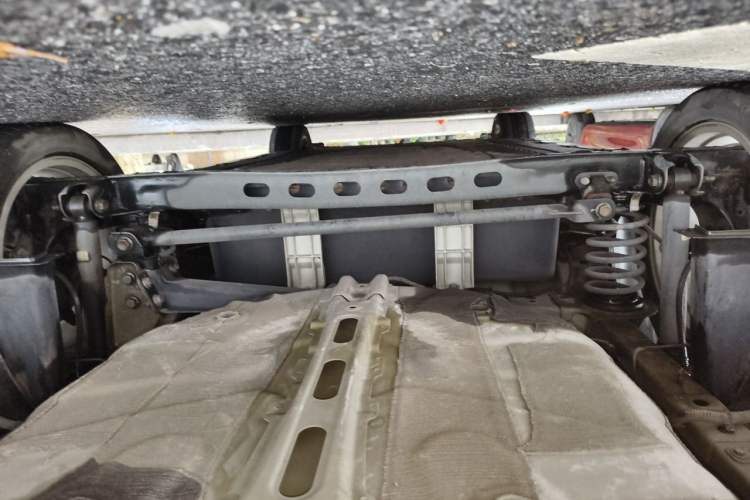 Used AION S 2023 Meizu 580 Lithium Iron Phosphate Chassis Rear