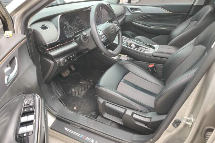 Used AION S 2023 Meizu 580 Lithium Iron Phosphate Driver Seat