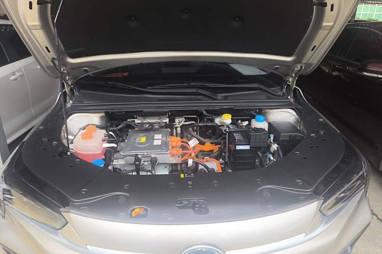 Used AION S 2023 Meizu 580 Lithium Iron Phosphate Engine Bay