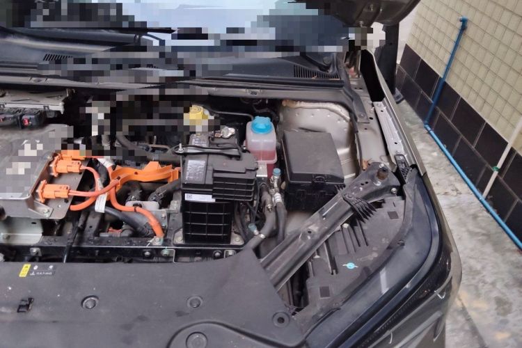 Used AION S 2023 Meizu 580 Lithium Iron Phosphate Engine Bay Left