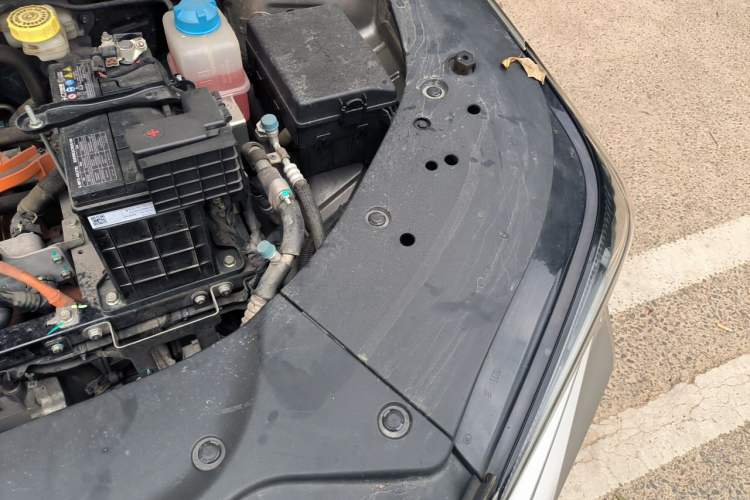Used AION S 2023 Meizu 580 Lithium Iron Phosphate Engine Bay Left