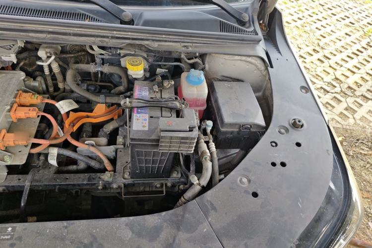 Used AION S 2023 Meizu 580 Lithium Iron Phosphate Engine Bay Left