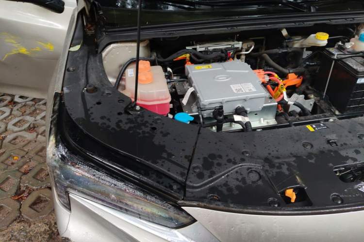Used AION S 2023 Meizu 580 Lithium Iron Phosphate Engine Bay Right