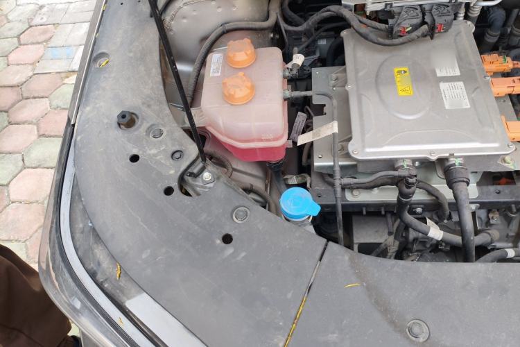 Used AION S 2023 Meizu 580 Lithium Iron Phosphate Engine Bay Right