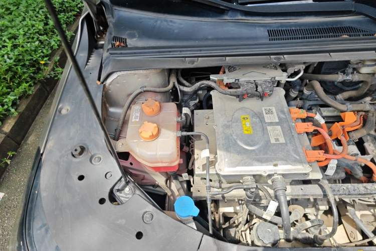 Used AION S 2023 Meizu 580 Lithium Iron Phosphate Engine Bay Right