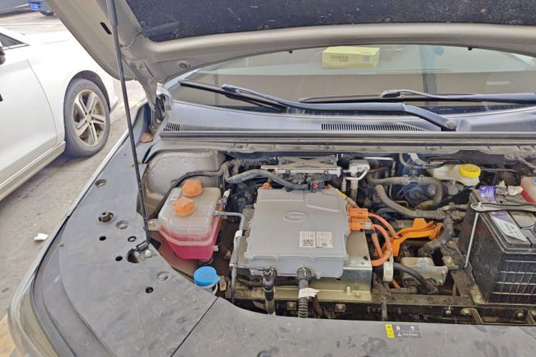 Used AION S 2023 Xuan 580 55.2 kWh Lithium Iron Phosphate Engine Bay Right