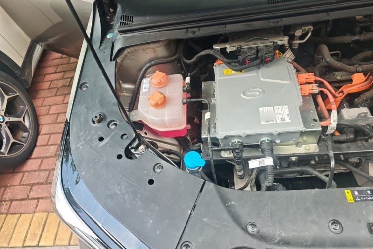 Used AION S 2023 Meizu 580 Lithium Iron Phosphate Engine Bay Right
