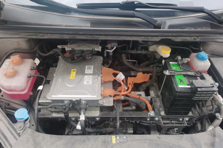 Used AION S  Engine Bay