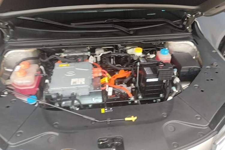 Used AION S 2023 Meizu 580 Lithium Iron Phosphate Engine Bay