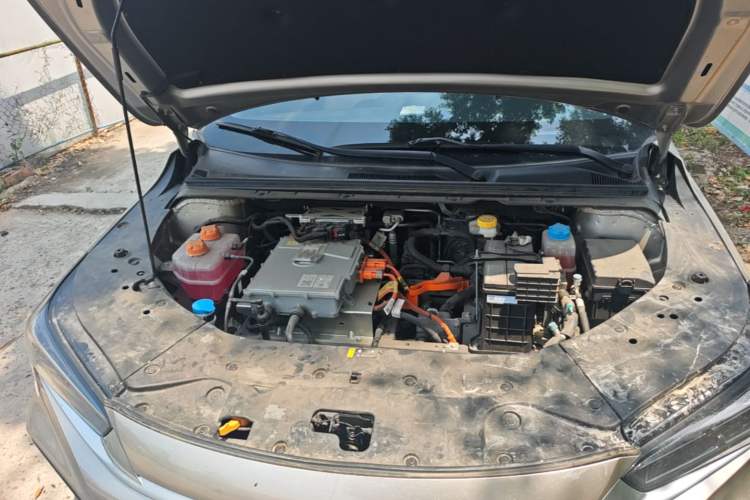 Used AION S 2023 Meizu 580 Lithium Iron Phosphate Engine Bay
