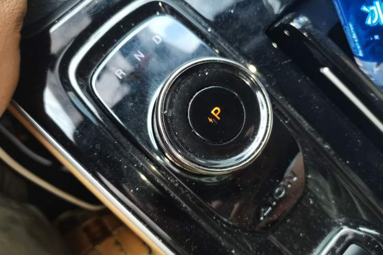Used AION S 2023 Meizu 580 Lithium Iron Phosphate Gear Lever