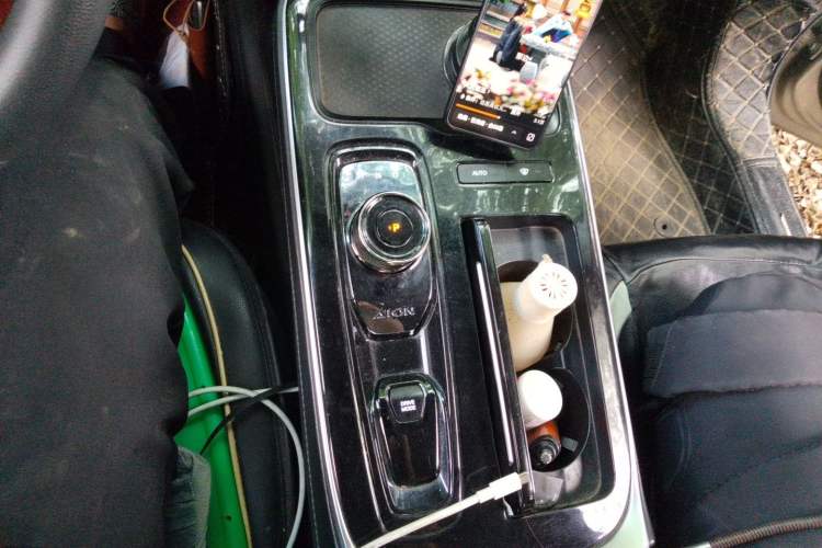 Used AION S 2023 Meizu 580 Lithium Iron Phosphate Gear Lever