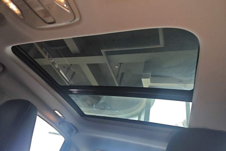 Used AION S 2023 Meizu 580 Lithium Iron Phosphate Headliner