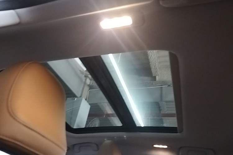 Used AION S 2023 Xuan 580 55.2 kWh Lithium Iron Phosphate Headliner