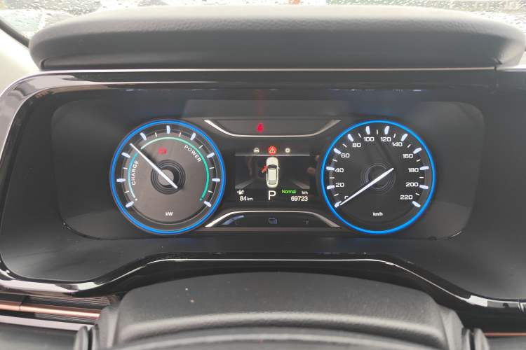 Used AION S 2023 Meizu 580 Lithium Iron Phosphate Instrument Cluster