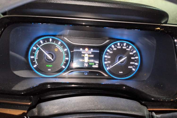 Used AION S 2023 Xuan 580 55.5 kWh Lithium Iron Phosphate Instrument Cluster