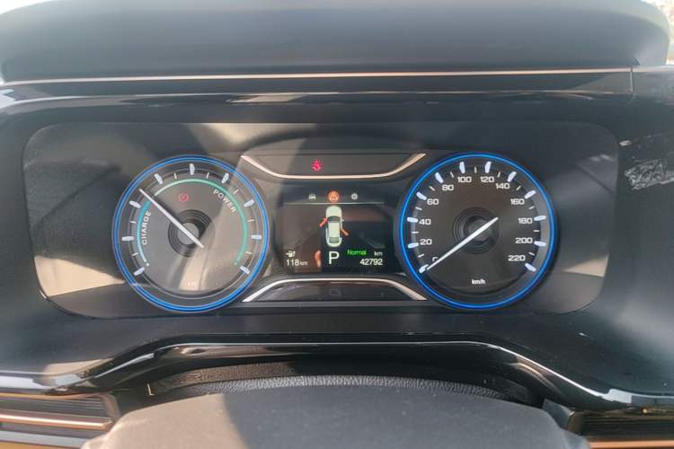 Used AION S 2023 Meizu 580 Lithium Iron Phosphate Instrument Cluster