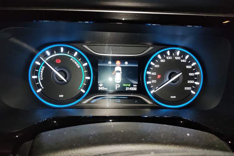 Used AION S 2023 Meizu 580 Lithium Iron Phosphate Instrument Cluster