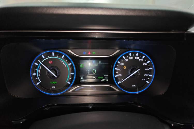 Used AION S 2023 Meizu 580 Lithium Iron Phosphate Instrument Cluster