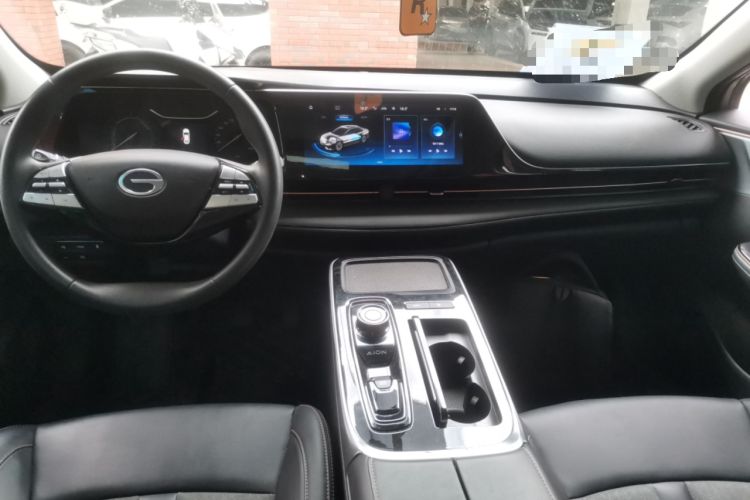 Used AION S 2023 Meizu 580 Lithium Iron Phosphate Interior 2