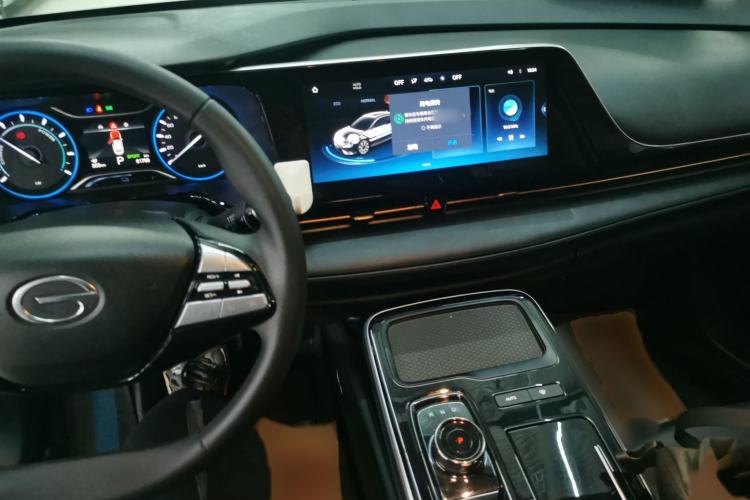 Used AION S 2023 Meizu 580 Lithium Iron Phosphate Interior 2