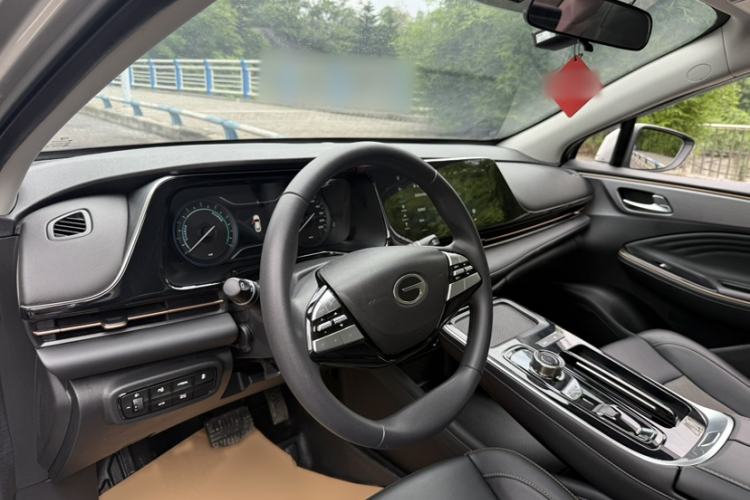 Used AION S 2023 Meizu 580 Lithium Iron Phosphate Interior 3