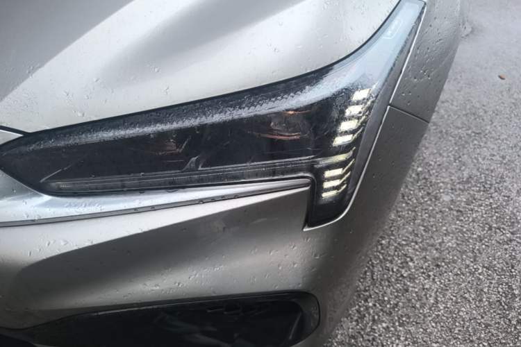 Used AION S 2023 Meizu 580 Lithium Iron Phosphate Left Front Headlight