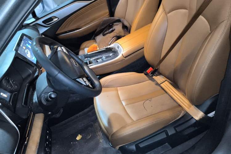 Used AION S 2023 Xuan 580 55.5 kWh Lithium Iron Phosphate Left Front Seat
