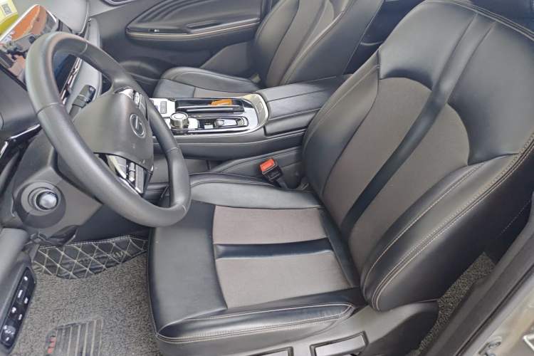 Used AION S 2023 Xuan 580 55.2 kWh Lithium Iron Phosphate Left Front Seat