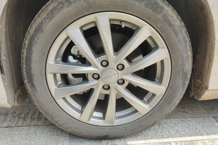 Used AION S 2023 Meizu 580 Lithium Iron Phosphate Left Front Wheel Hub