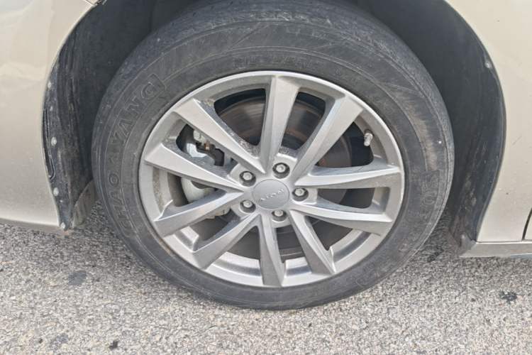 Used AION S 2023 Meizu 580 Lithium Iron Phosphate Left Front Wheel Hub